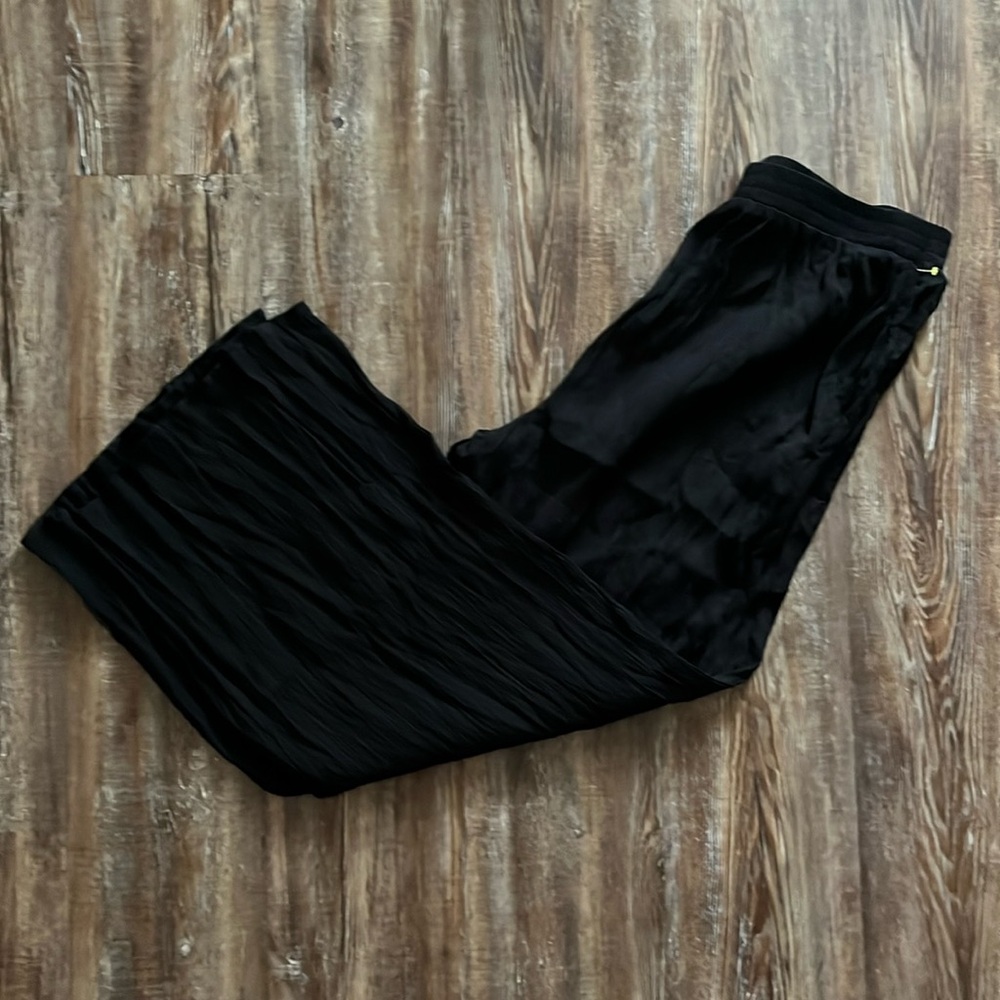 Arula Textured Black Beachy Stretchy Elastic Waist Wide Leg Flowy  Pants